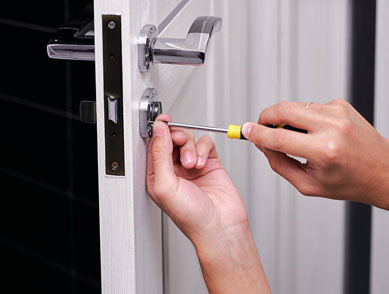 Fix doors Staten Island New York